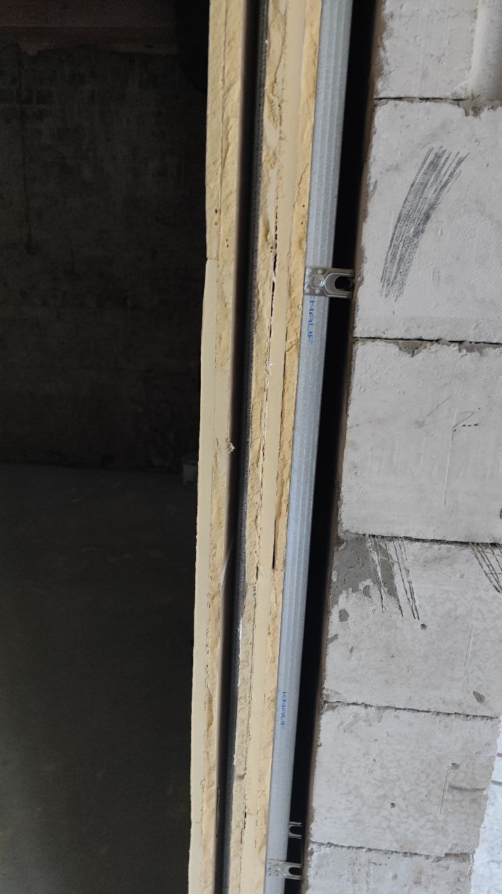 Knauf metalinis karkasas su izoliacija